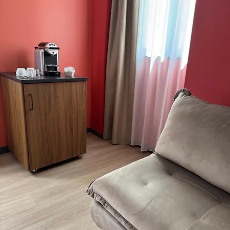 Du Commerce-restaurant Au Couteau