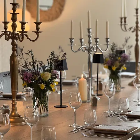 Du Commerce-restaurant Au Couteau