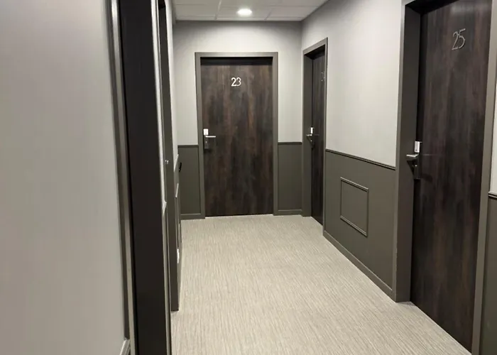 ホテル Du Commerce-restaurant Au Couteau Nogent