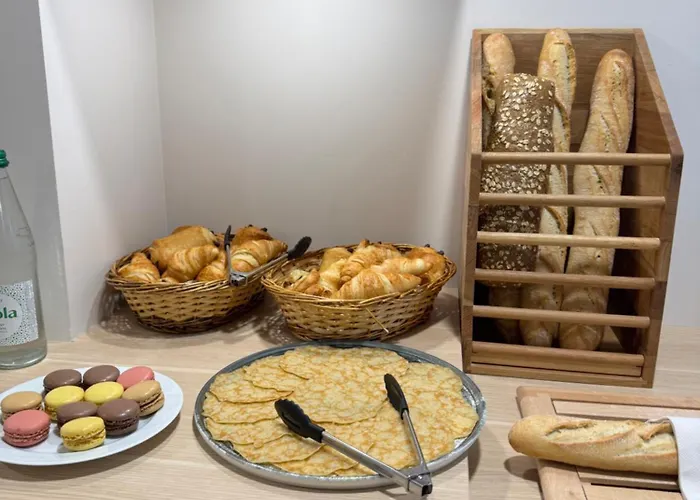 ホテル Du Commerce-restaurant Au Couteau